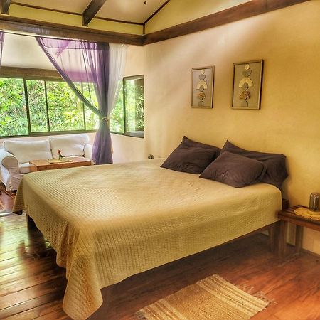 Caribe Town Bungalows Puerto Viejo de Talamanca Екстериор снимка