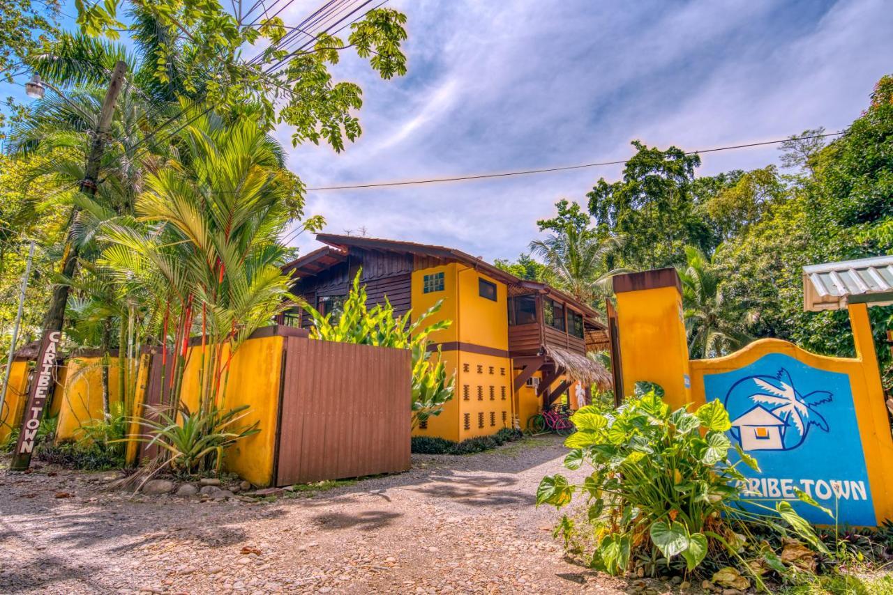Caribe Town Bungalows Puerto Viejo de Talamanca Екстериор снимка